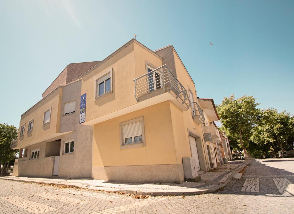 Riverzenhouse Hotel Esposende Bagian luar foto