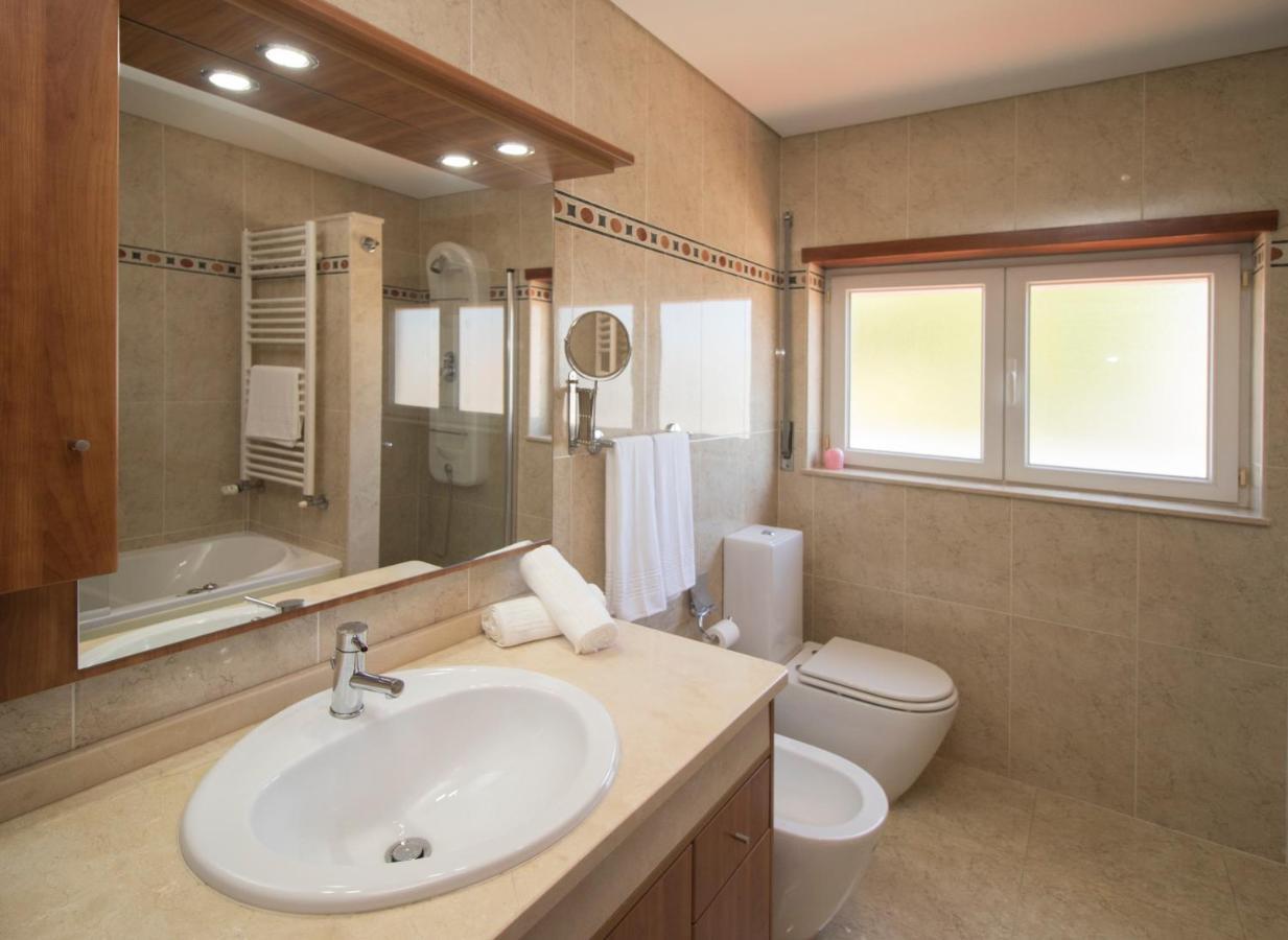 Riverzenhouse Hotel Esposende Bagian luar foto