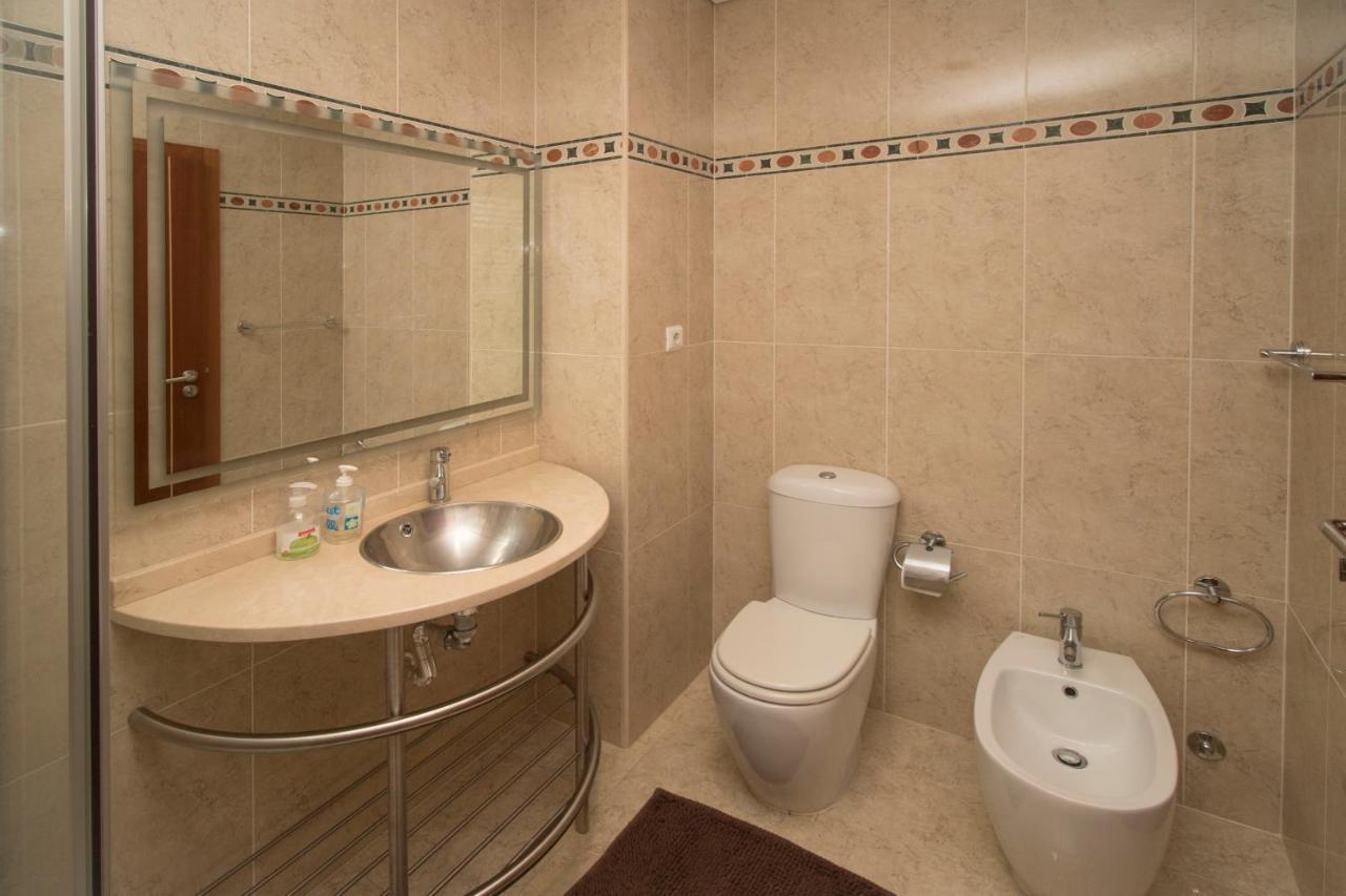 Riverzenhouse Hotel Esposende Bagian luar foto