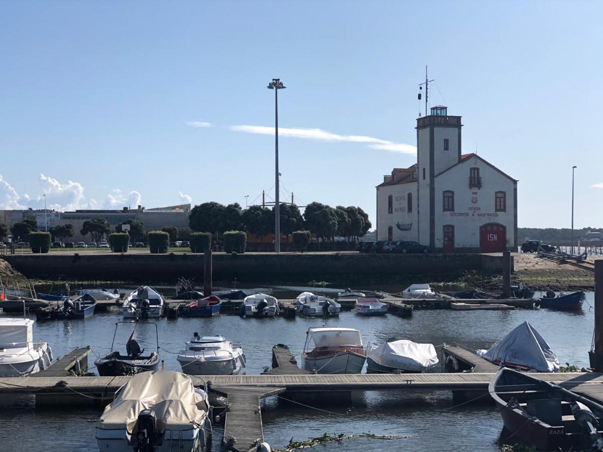 Riverzenhouse Hotel Esposende Bagian luar foto